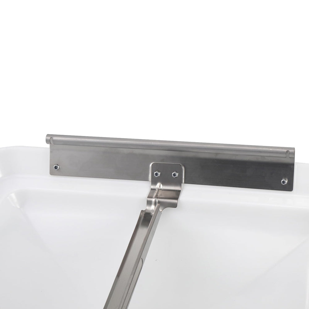 Vent cover in place improves interior airflow after installing Supermotorparts kit.