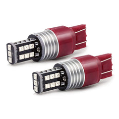 Syneticusa T20 LED strobe brake light bulb front view improving rear visibility