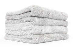 The Rag Company Eagle Edgeless 500 plush fiber close-up highlights ultra-soft density for safe surfaces.
