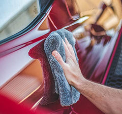 Dark grey Eagle Edgeless 600 towel for professional finishes.