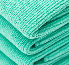 The Rag Company The Pearl towel ceramic coating leveling performance in action.