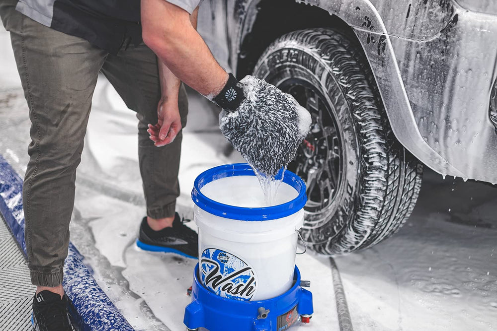 Fiber closeup reveals proprietary blend designed for lifting grime gently.
