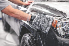 Cyclone Ultra Wash Mitt closeup highlighting plush fibers and lint-free finish.