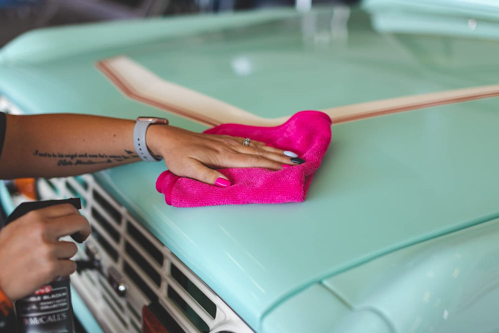 The Rag Company FTW tagless design towel reduces surface scratches