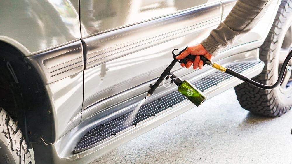 Includes a 1000 ml bottle for ready-to-use detailing sessions.