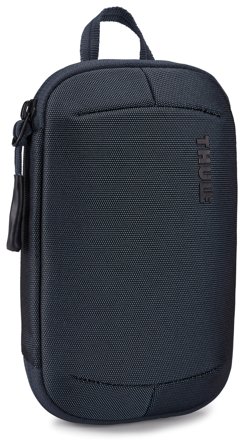 Thule Subterra PowerShuttle Small front pocket for quick passport access
