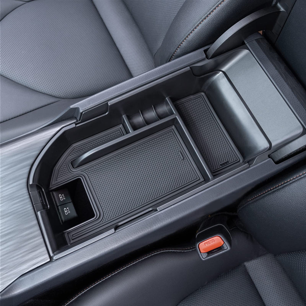 TOPINSTALL Camry tray showing dual USB ports access for charging