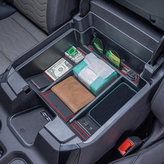 TopInstall red full tray in Silverado/Sierra console improves organization