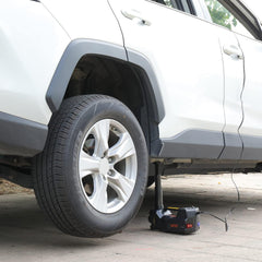 Compact kit by Trihelper includes safety hammer and gloves