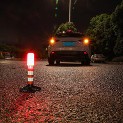 Twinkle Star magnetic base enables quick attachment to metal surfaces on the vehicle