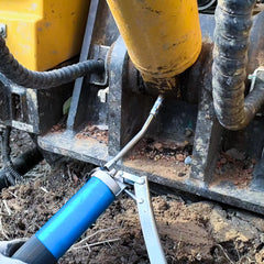 UNOYX 14oz cartridge compatibility supports quick lubrication jobs.