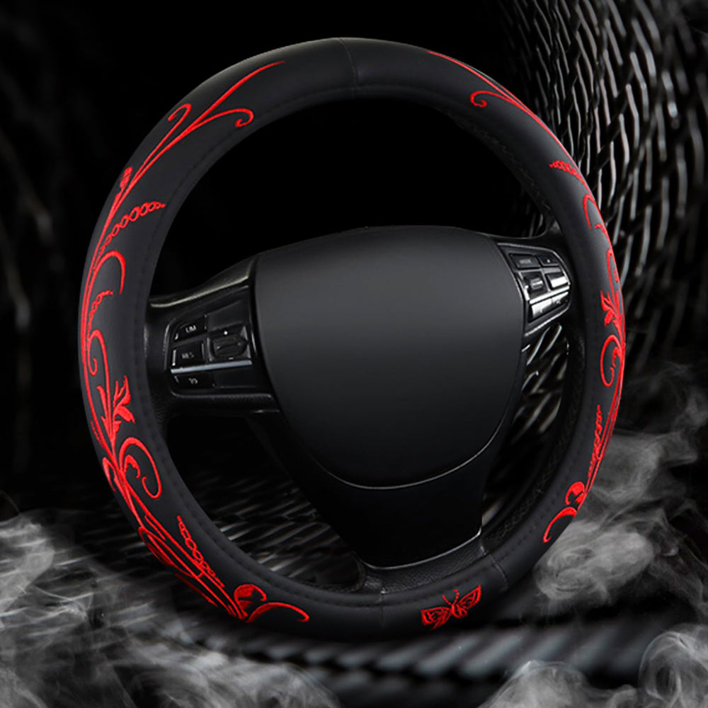 Vaitarkli microfiber texture close-up emphasizing breathable comfort and anti-slip grip for sweaty hands