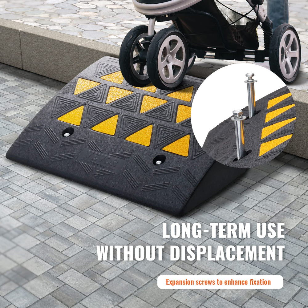 VEVOR Rubber Curb Ramp drainage groove prevents water buildup and odors.
