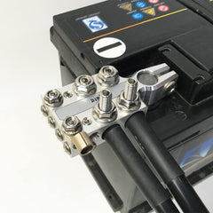 Vgate lead-acid battery block installation near clamp area.