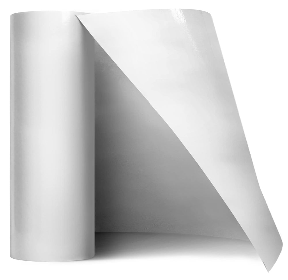 VViViD clear gloss film on the hood, near-invisible protection against chips.