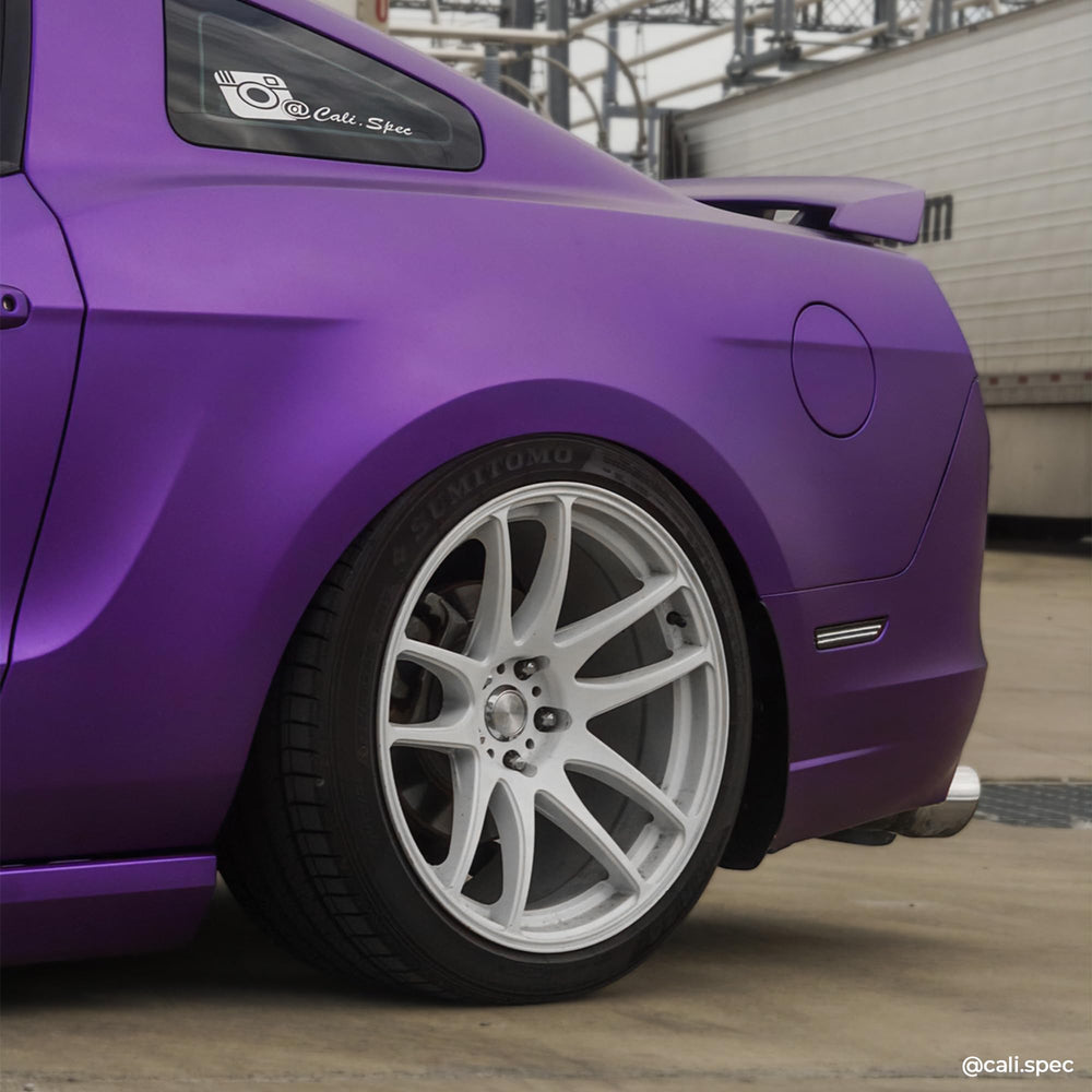 VViViD+ adhesive on a large surface showing smooth lay-down.