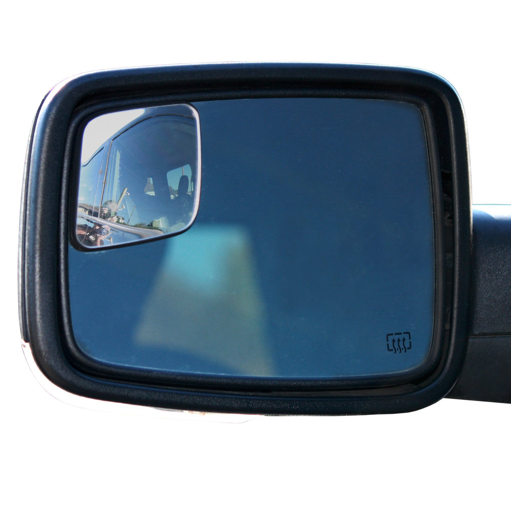 WadeStar RM10 blind spot mirror on Ram right side, improving lane awareness on the highway.