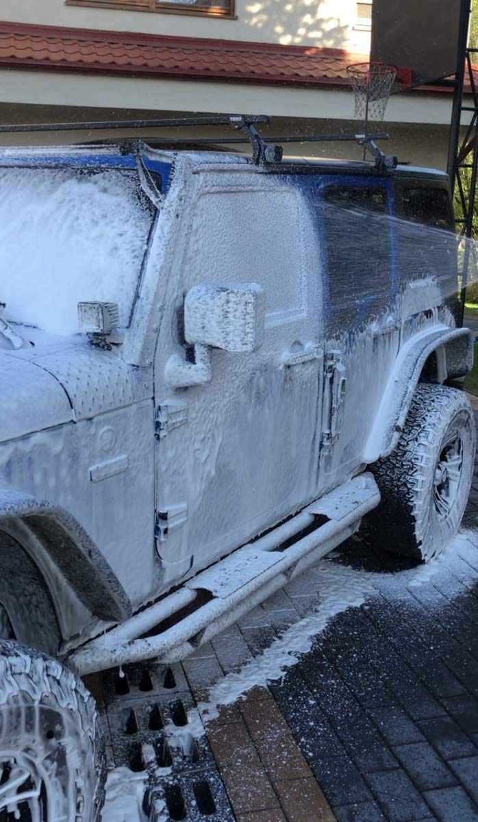 Wash Chems Pro 50 surface-shine on car shows dazzling, protective foam finish.