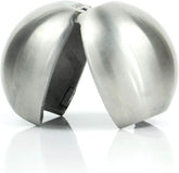 Weigh Safe Clamshell on a 2 inch tow ball enables quick compatibility
