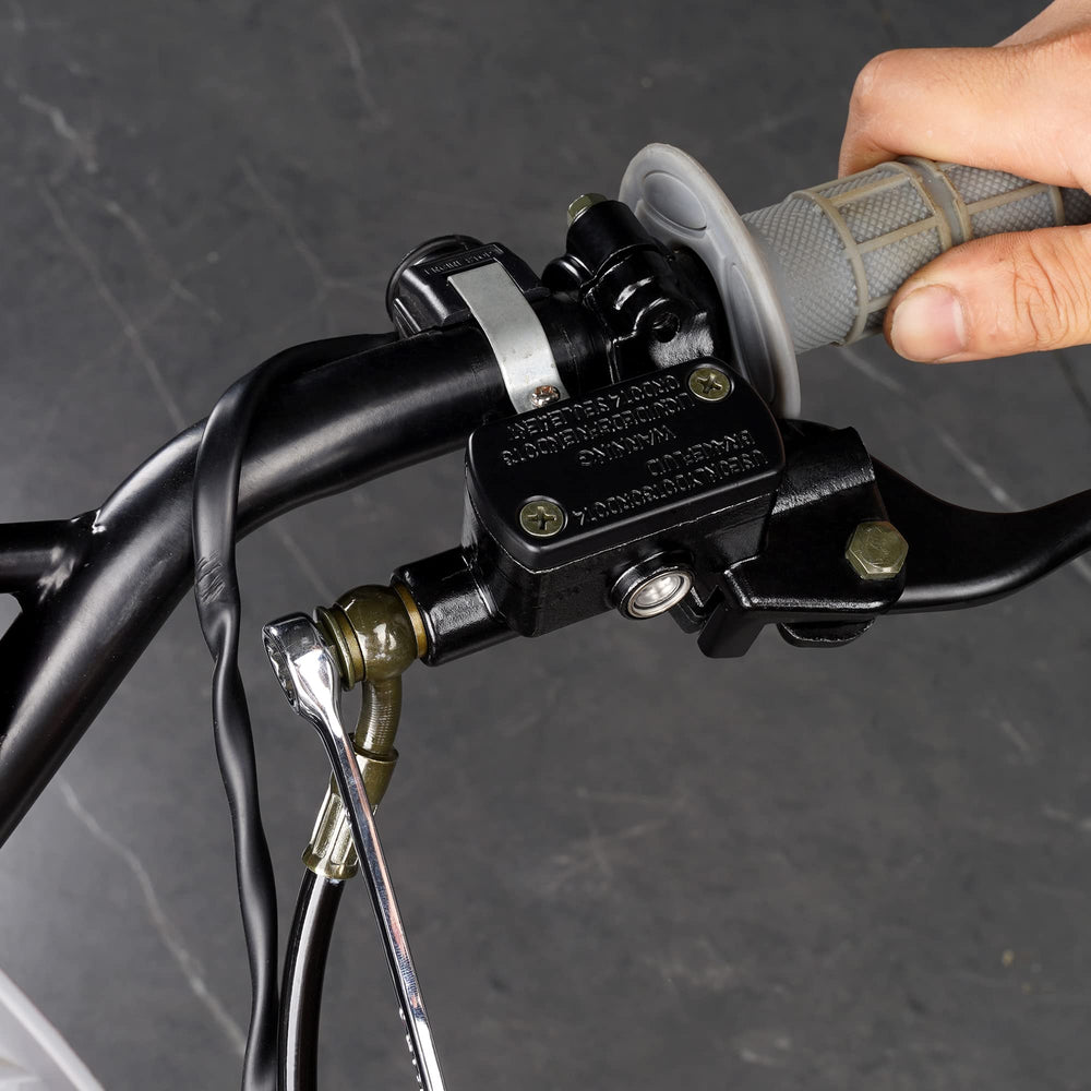 WEIYINGSI 7/8 inch handlebar fitment confirms universal compatibility for dirt bikes.