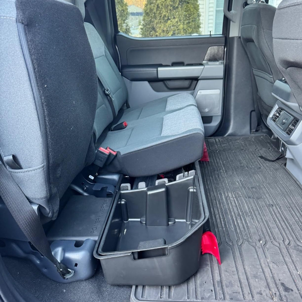 WHALEMOTOR organized underseat area improves interior efficiency