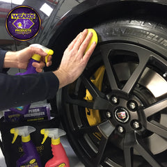 Wizards Tire and Wheel Vinyl Shine packaging with easy-to-use spray bottle.