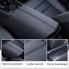 XITER Rogue Logo stitching detail on durable PU leather.