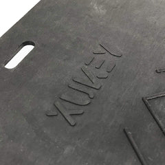XUKEY mud flaps minimize spray to keep cabin cleaner.