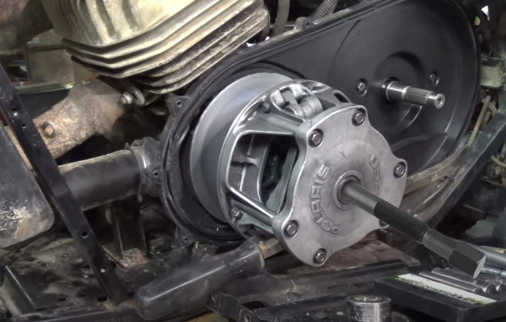 Packaging shows 1-piece clutch puller ready to use.