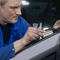 Yinhing pull cord enables smooth window removal with minimal effort