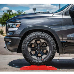 Yosager leveling blocks demonstrate pyramid-use for easy height adjustment on uneven RV terrain.