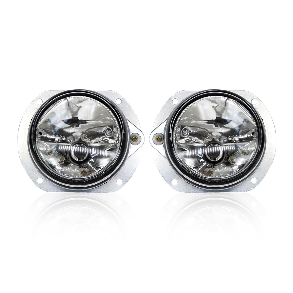 Yunnergo fog light assembly for Mercedes W204/W216/W164 showing crisp night visibility