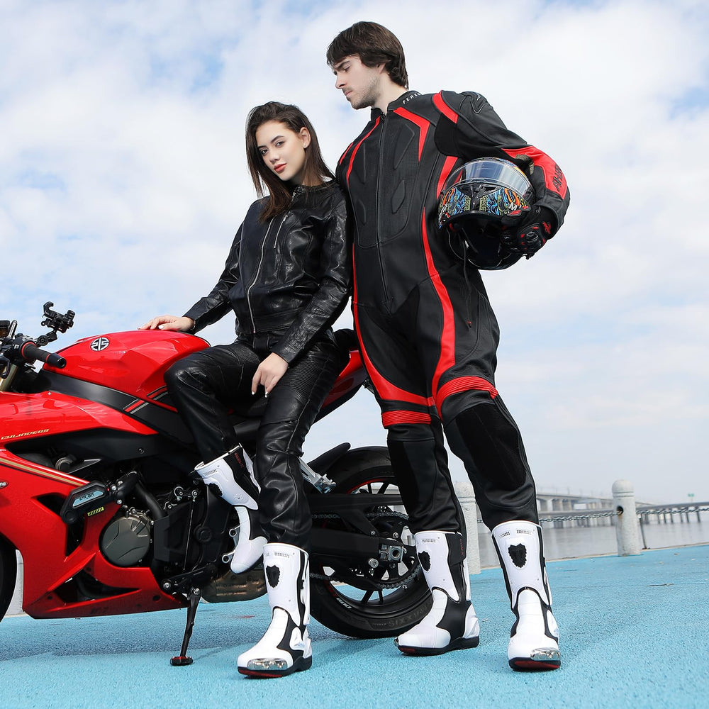 Zeozoom packshot of white leather riding boots for versatile daily use