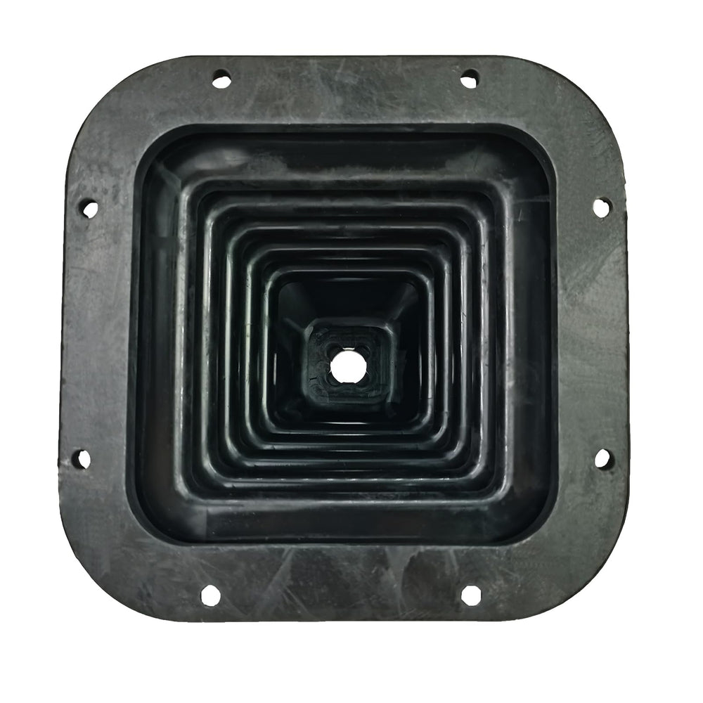 ZUVELLO Kenworth T370 shift boot cover delivers a clean look and reliable performance.