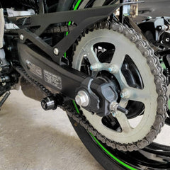 ZYAKOMO easy-install design shown for fast setup.