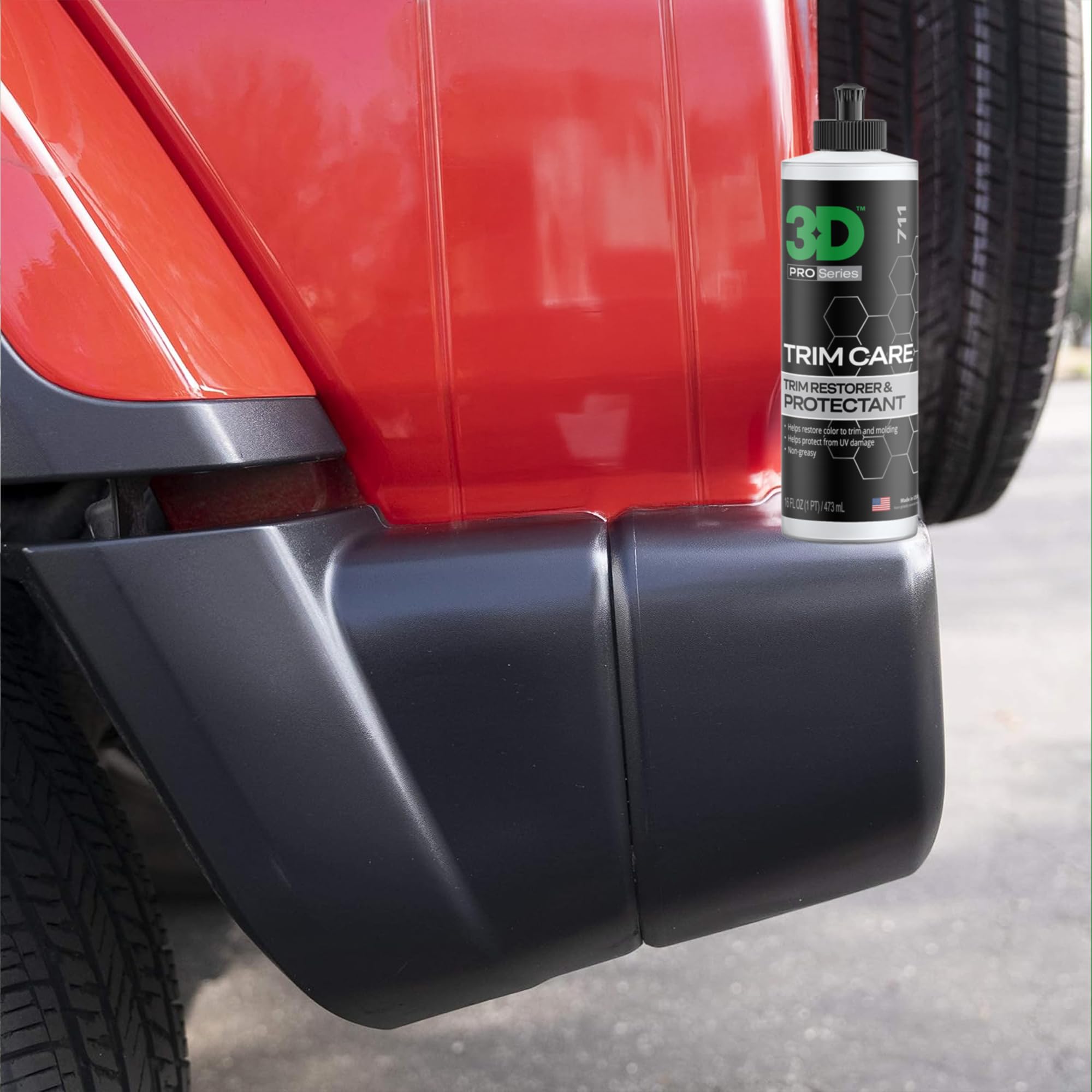 3D Trim Care Restorer provides long-lasting shine after washing or daily driving.