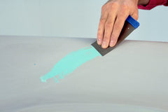 3M Acryl Putty offers easy sanding for fast, clean feathering and better final results.