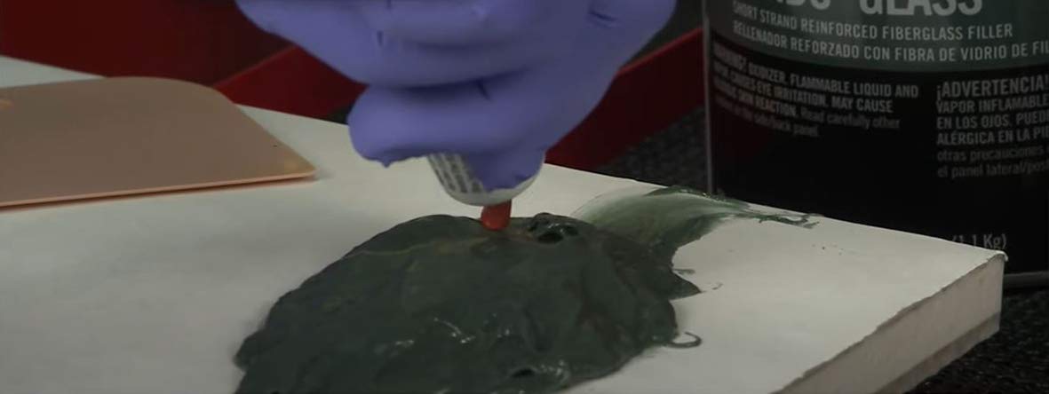 3M Bondo Glass Stage 2 repairs concrete and masonry surfaces.