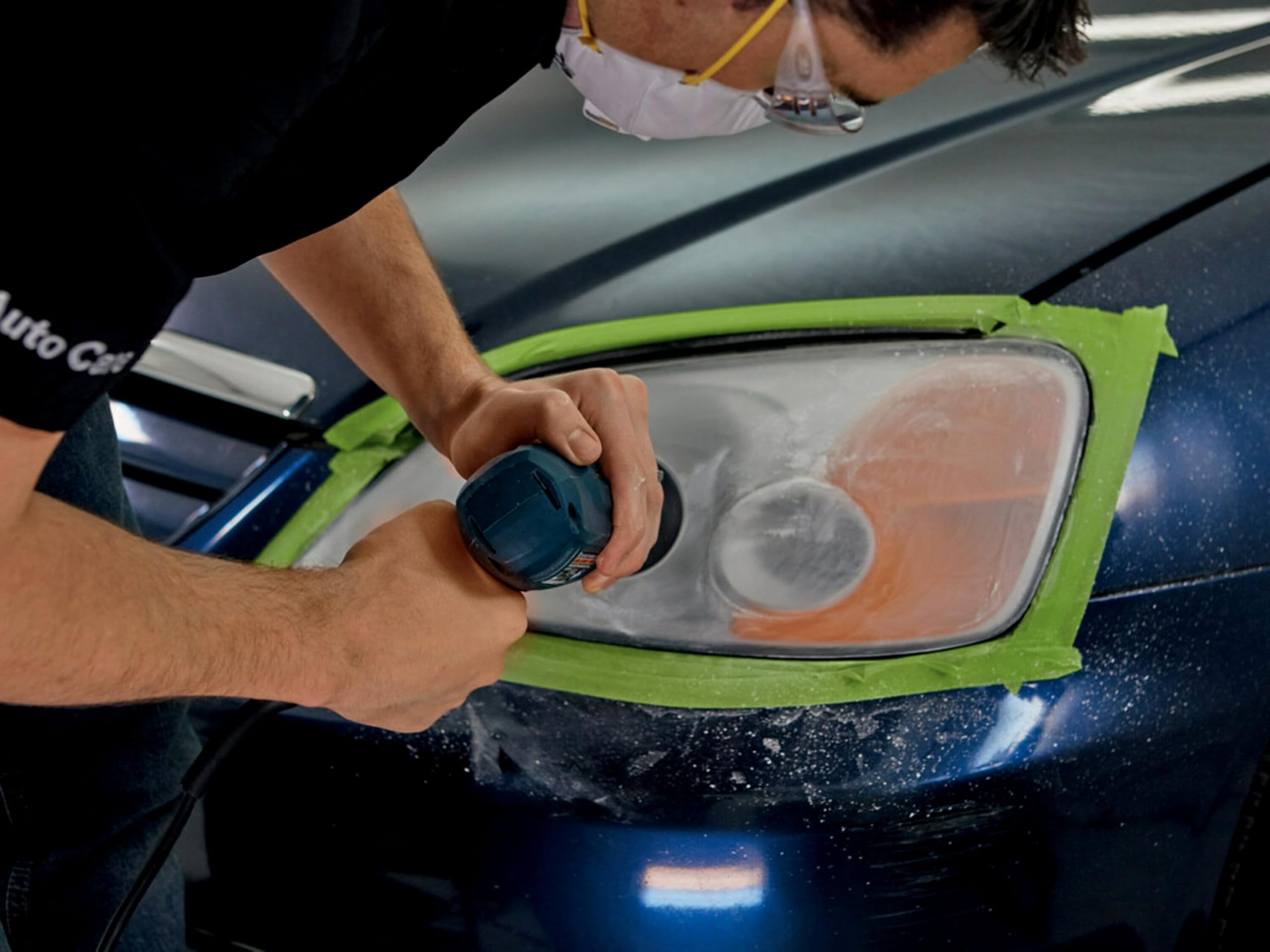 3M Trizact refining disc smooths the surface.