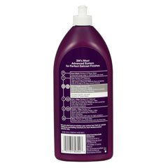 Applying 3M Perfect-It Gelcoat Compound on gelcoat to reduce scratches.