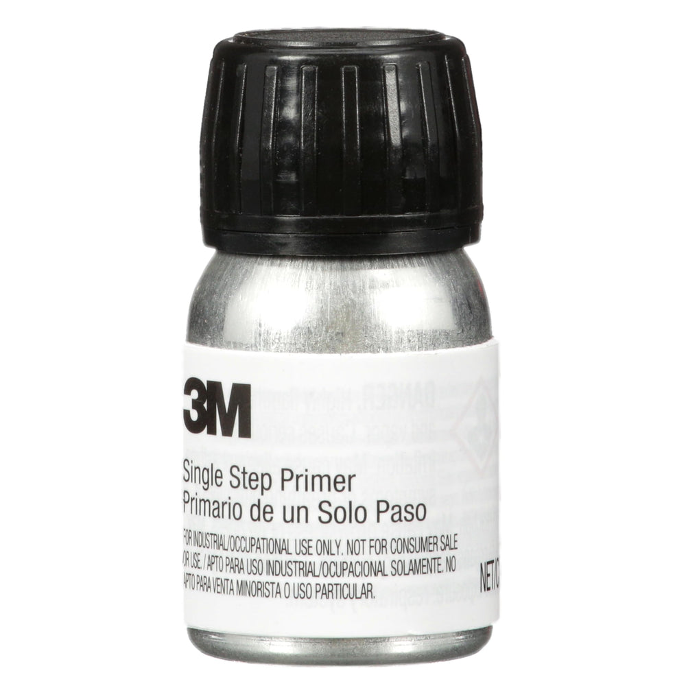 3M primer bottle in workshop with user-friendly design