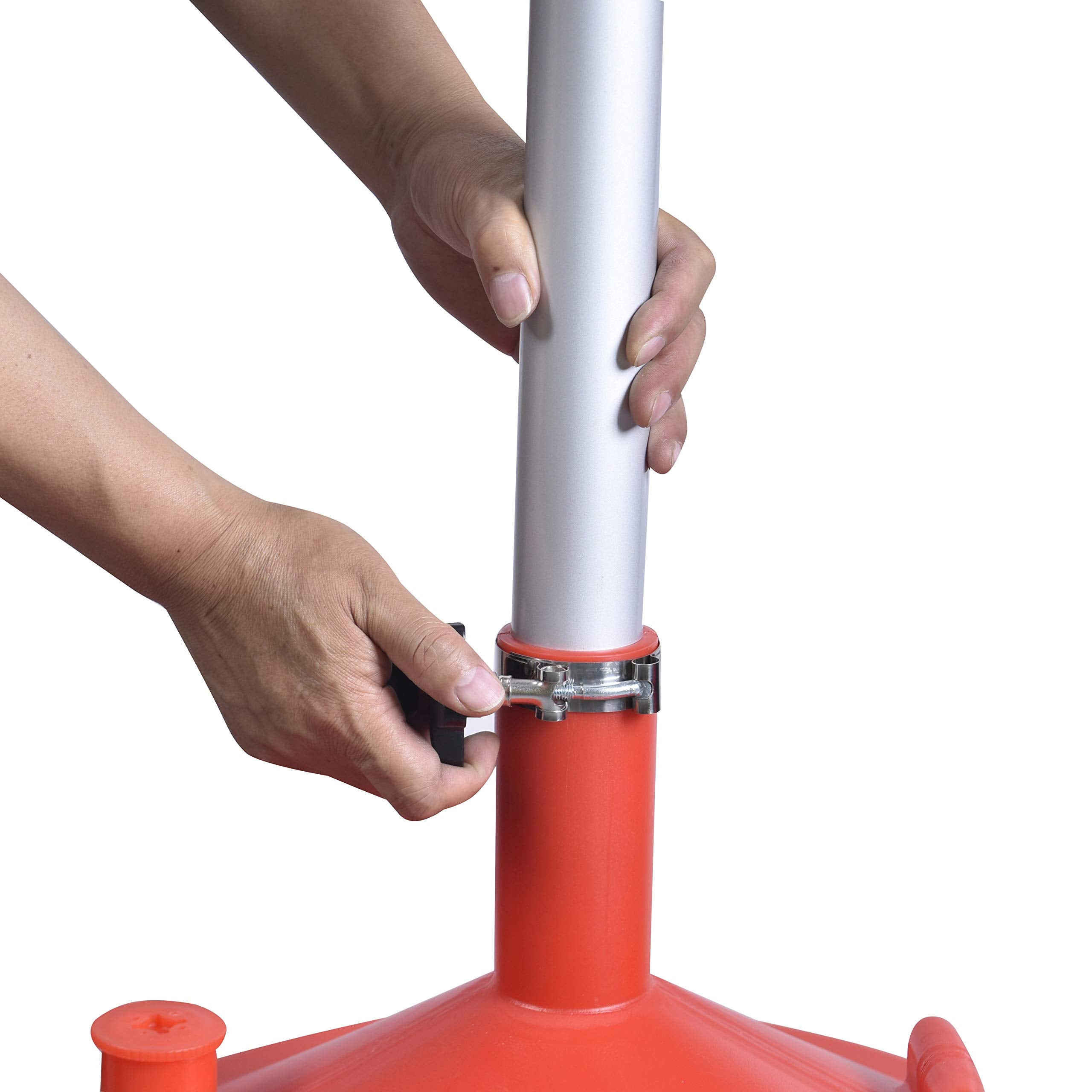 A A IN heavy-duty casters provide smooth rolling in any workspace.