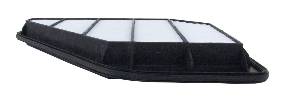 ACDelco A3083C air filter front view highlighting tight seal and filtration efficiency for GM engines.