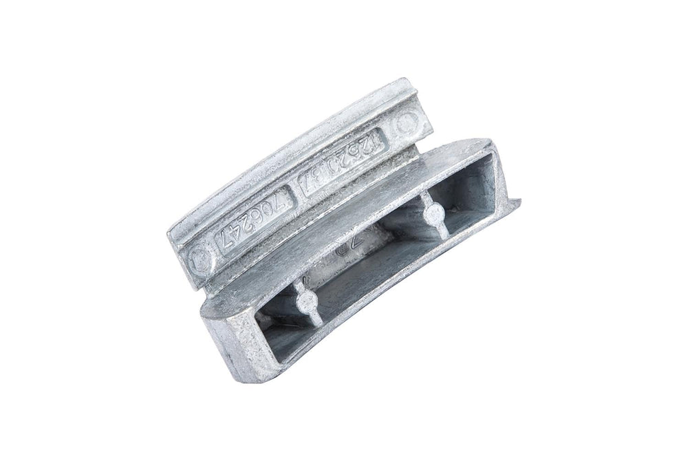 ACDelco belt kit closeup showing secure contact with pulley for smooth drive.