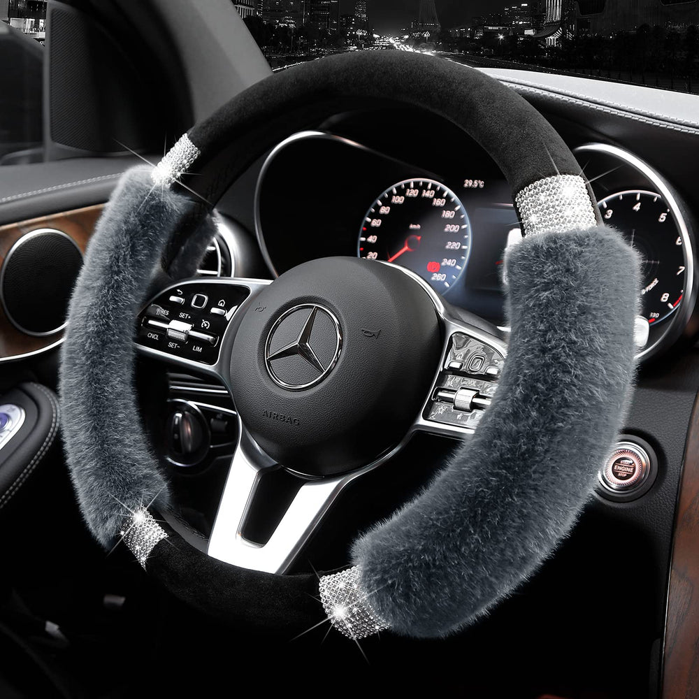 Achiou premium suede upper creates comfortable, distraction-free steering.