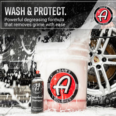 High-suds formula evidenced by abundant lather during a wash.