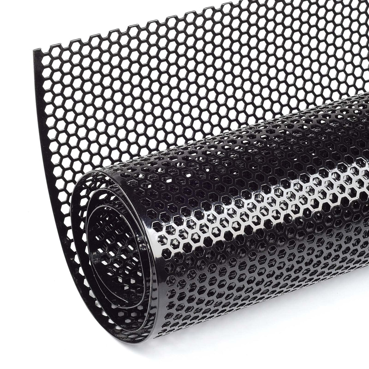 AggAuto universal car grill mesh front view protects the radiator from debris