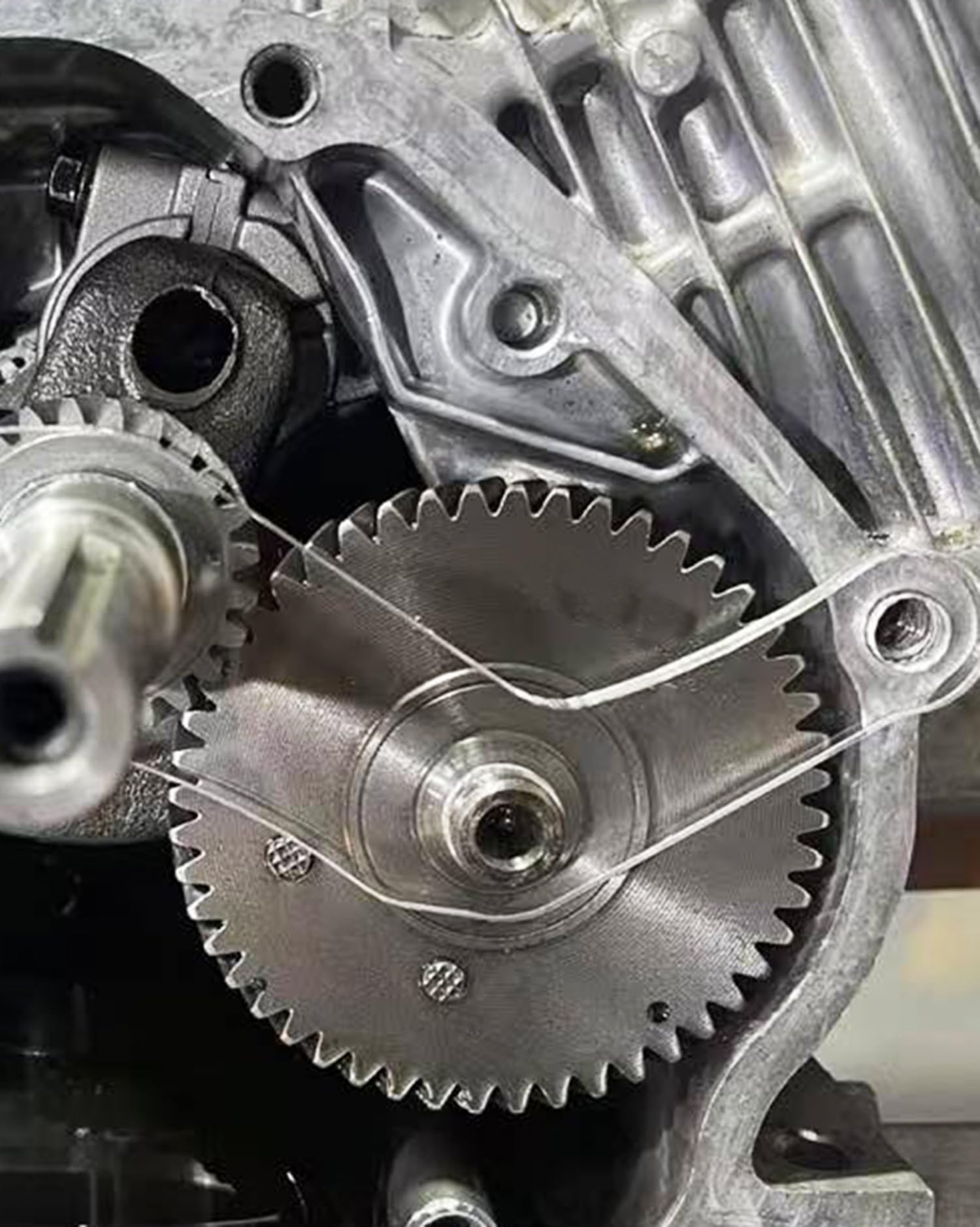 AKSGKGQ Tillotson engines compatibility with 196/212/225 models for easy upgrades.