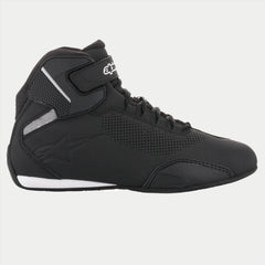 Alpinestars Sektor vented shoes, closure close-up, secure fit for confident riding