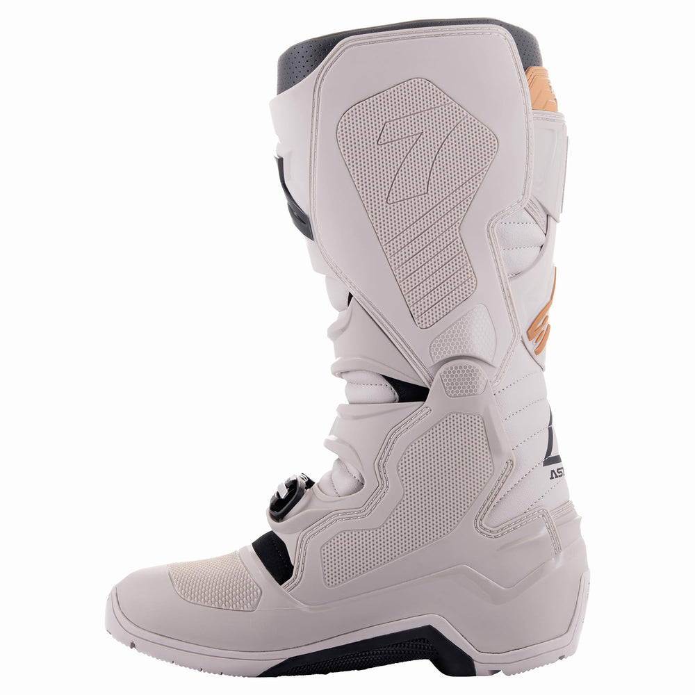 Alpinestars Tech 7 Enduro boot with waterproof membrane closeup for dry conditions